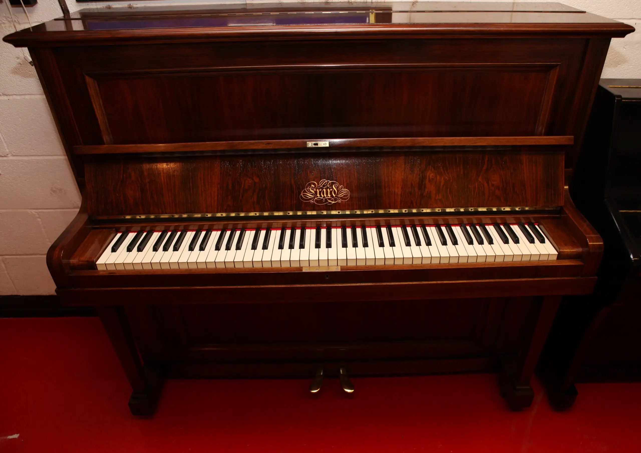 Jugar Con Pianos